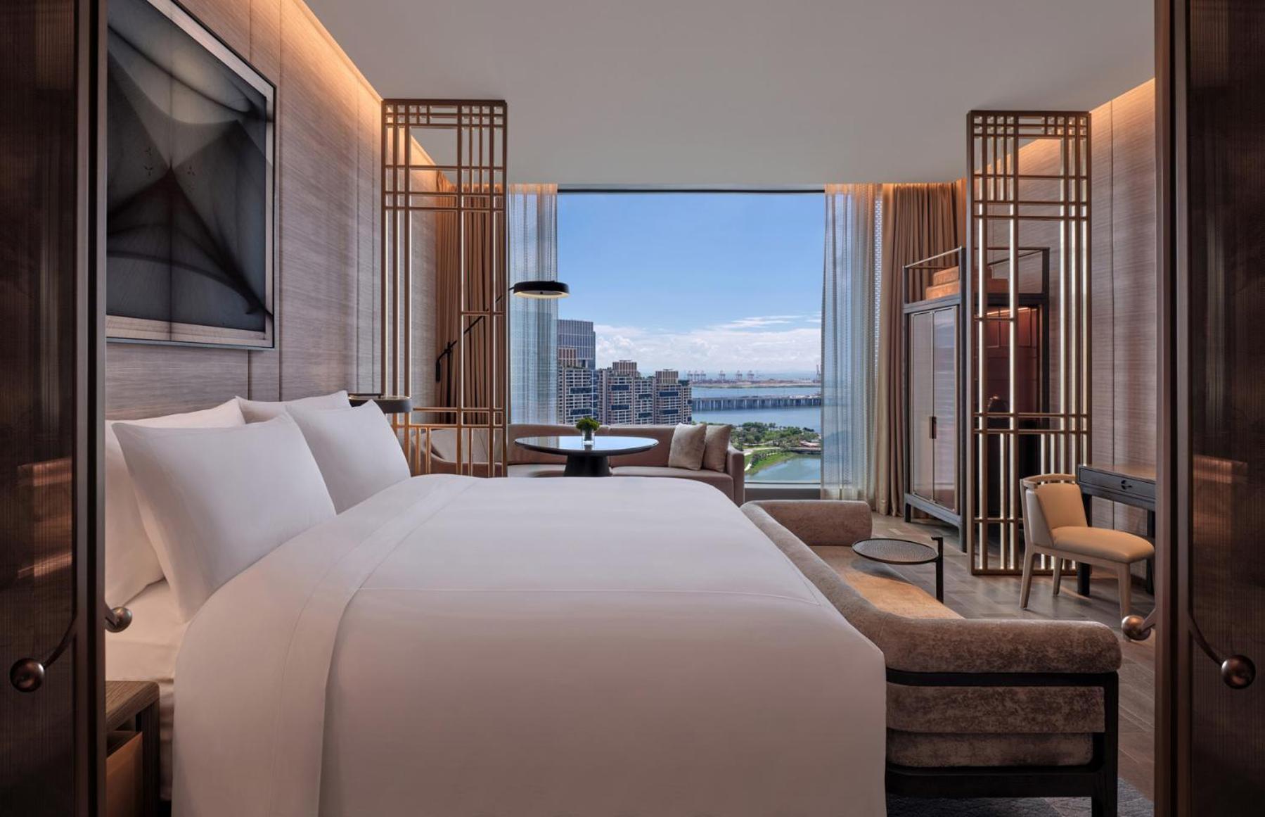 Conrad Shenzhen, The First Art Museum Hotel In Greater Bay Area With The Stunning Bay And Sunset View In The Hotel Terrace 외부 사진
