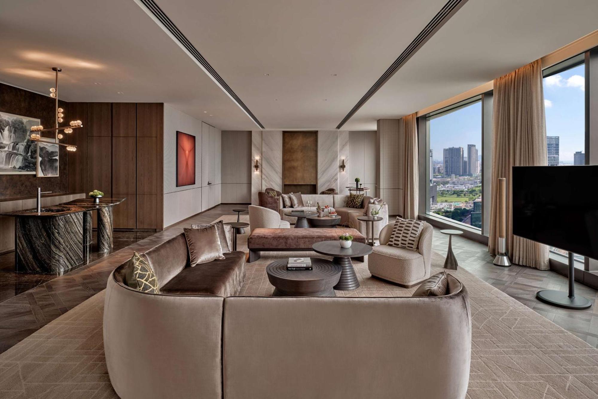 Conrad Shenzhen, The First Art Museum Hotel In Greater Bay Area With The Stunning Bay And Sunset View In The Hotel Terrace 외부 사진